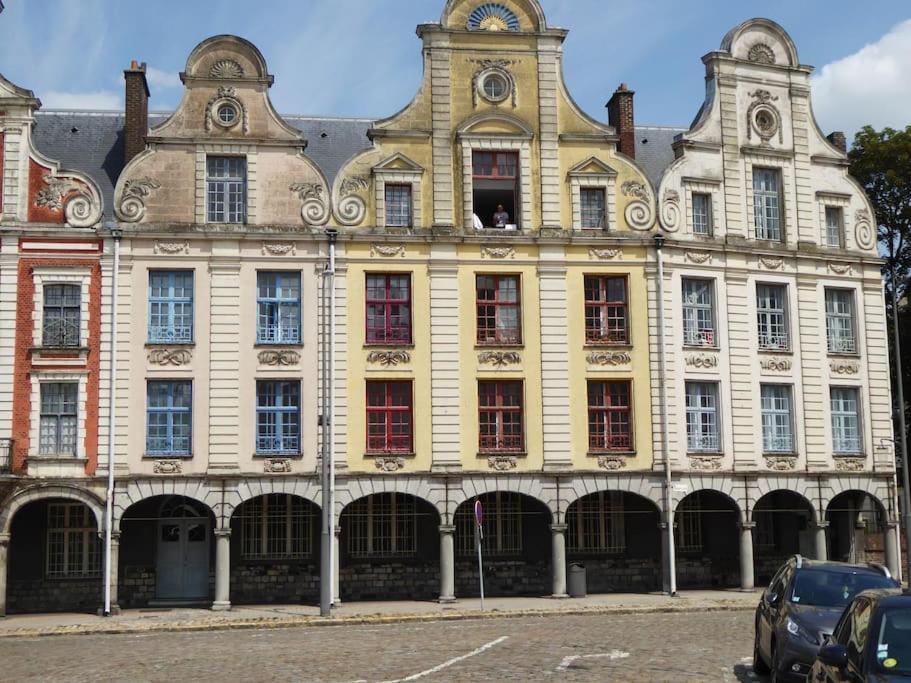 Les Coquelicots Grand Place Arras Extérieur photo